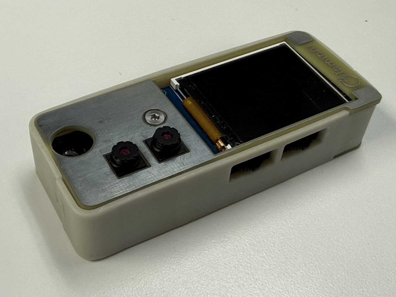 The finished unit: two cameras, LCD, printed enclosure